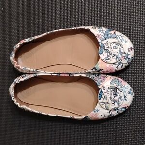 Tory Birch Floral flats